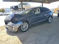 5YJXCAE22JF139572 2018 TESLA MODEL X