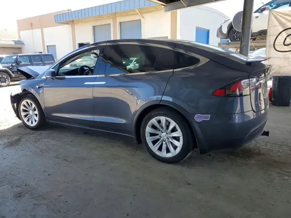 5YJXCAE22JF139572 2018 TESLA MODEL X - Image 2