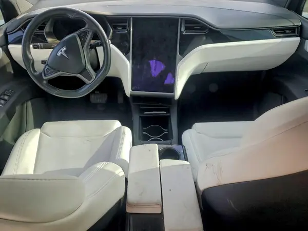 5YJXCAE22JF141337 2018 TESLA MODEL X - Image 8