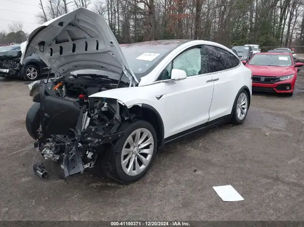 5YJXCAE22KF185128 2019 TESLA MODEL X - Image 2
