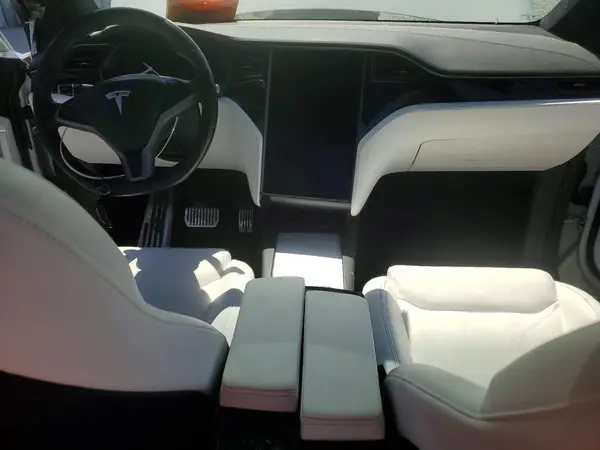 5YJXCAE22LF271752 2020 TESLA MODEL X - Image 8