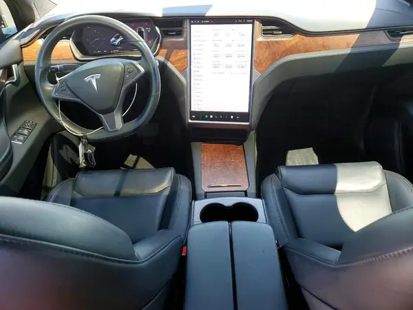 5YJXCAE22LF305852 2020 TESLA MODEL X - Image 8