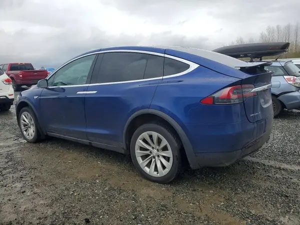 5YJXCAE23GF000771 2016 TESLA MODEL X - Image 2