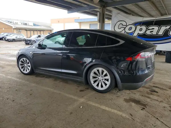 5YJXCAE23GF001760 2016 TESLA MODEL X - Image 2