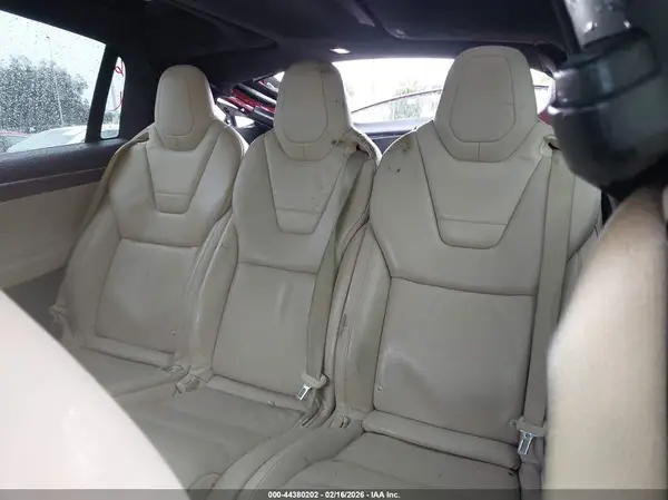 5YJXCAE23GF001810 2016 TESLA MODEL X - Image 8