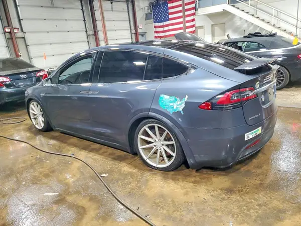5YJXCAE23GF007087 2016 TESLA MODEL X - Image 2