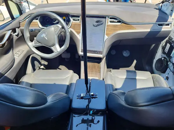 5YJXCAE23GF025525 2016 TESLA MODEL X - Image 8