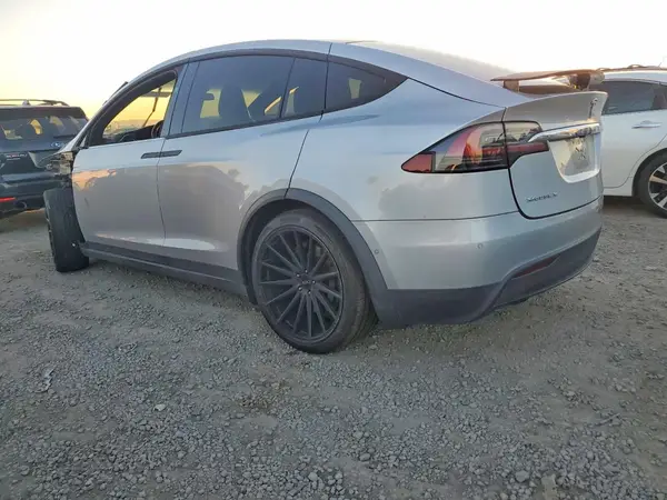 5YJXCAE23HF040222 2017 TESLA MODEL X - Image 2