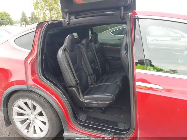 5YJXCAE23HF058140 2017 TESLA MODEL X - Image 8