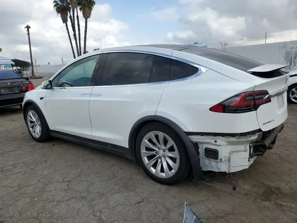 5YJXCAE23HF067386 2017 TESLA MODEL X - Image 2