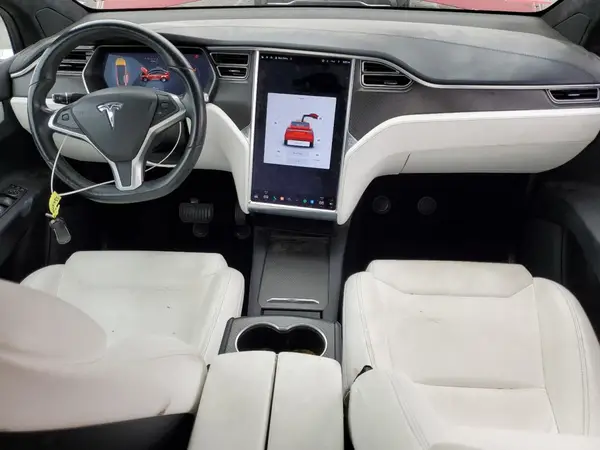 5YJXCAE23HF067744 2017 TESLA MODEL X - Image 8