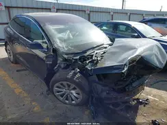 5YJXCAE23JF088082 2018 TESLA MODEL X