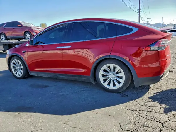 5YJXCAE23JF089751 2018 TESLA MODEL X - Image 2