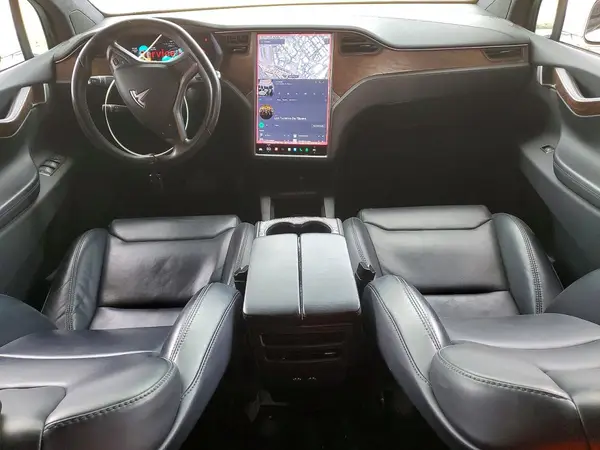 5YJXCAE23JF103793 2018 TESLA MODEL X - Image 8