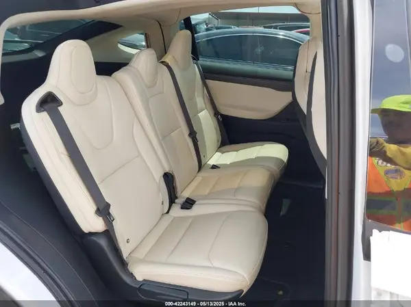 5YJXCAE23JF106385 2018 TESLA MODEL X - Image 8