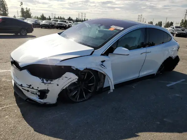 5YJXCAE23JF113630 2018 TESLA MODEL X - Image 1