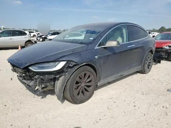 5YJXCAE23JF120643 2018 TESLA MODEL X - Image 1