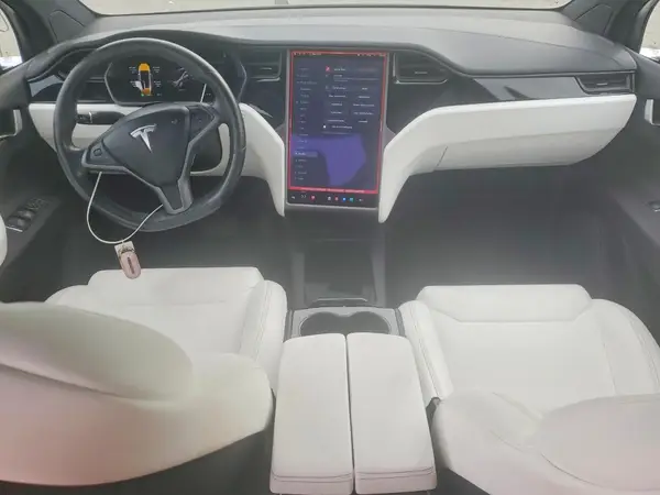 5YJXCAE23JF121193 2018 TESLA MODEL X - Image 8