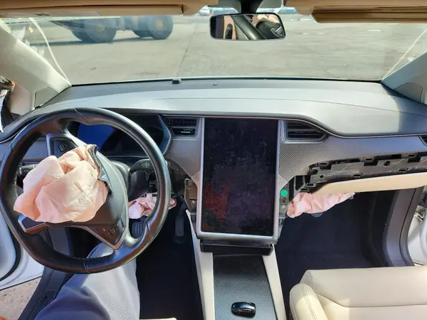 5YJXCAE23JF128435 2018 TESLA MODEL X - Image 8