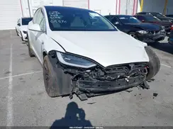 5YJXCAE23JF136499 2018 TESLA MODEL X