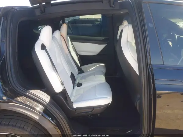 5YJXCAE23KF141591 2019 TESLA MODEL X - Image 8