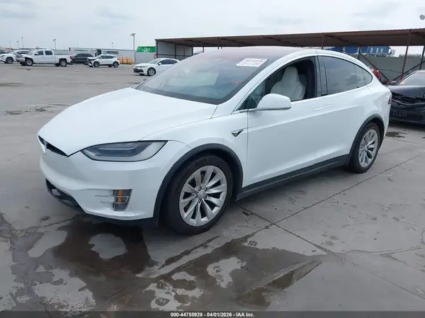 5YJXCAE23KF160545 2019 TESLA MODEL X - Image 2