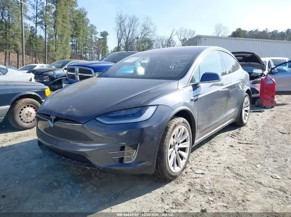 5YJXCAE23KF181900 2019 TESLA MODEL X - Image 2