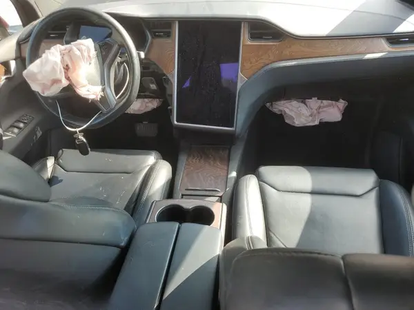 5YJXCAE23KF184764 2019 TESLA MODEL X - Image 8