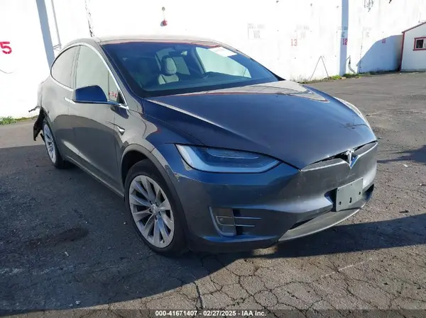 5YJXCAE23KF207170 2019 TESLA MODEL X - Image 1