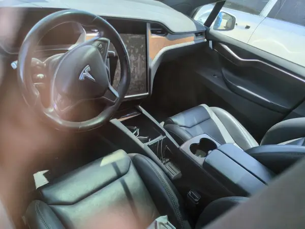 5YJXCAE23KF207766 2019 TESLA MODEL X - Image 8