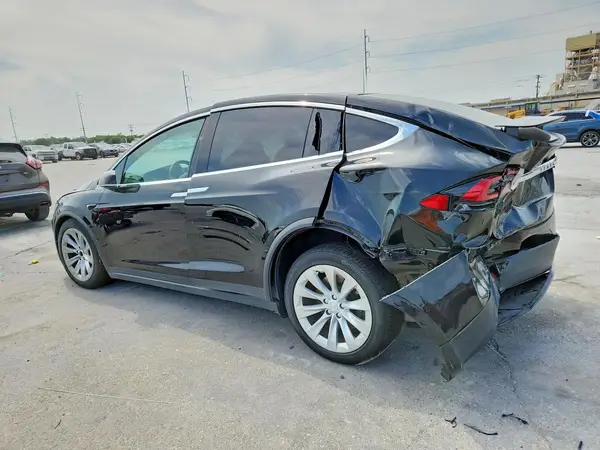 5YJXCAE23LF232264 2020 TESLA MODEL X - Image 2