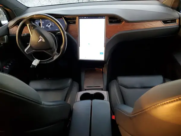 5YJXCAE23LF232765 2020 TESLA MODEL X - Image 8