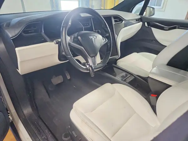 5YJXCAE23LF263918 2020 TESLA MODEL X - Image 8