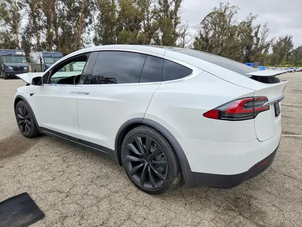 5YJXCAE23LF270187 2020 TESLA MODEL X - Image 2