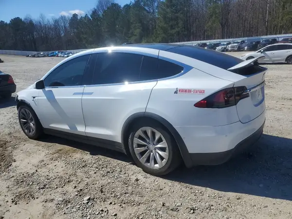 5YJXCAE23MF322872 2021 TESLA MODEL X - Image 2