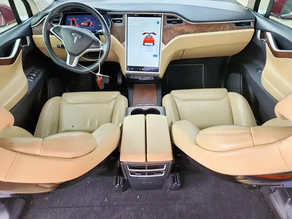 5YJXCAE24GF005011 2016 TESLA MODEL X - Image 8
