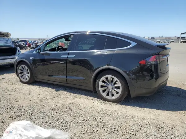 5YJXCAE24GF014985 2016 TESLA MODEL X - Image 2