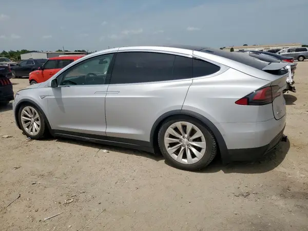 5YJXCAE24GF016154 2016 TESLA MODEL X - Image 2