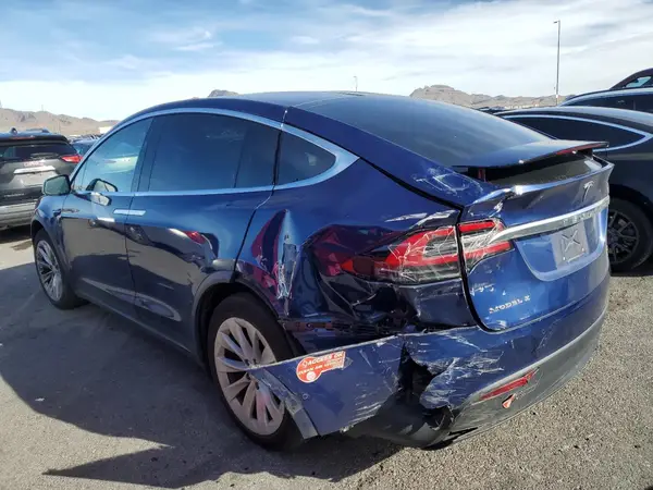 5YJXCAE24HF055585 2017 TESLA MODEL X - Image 2