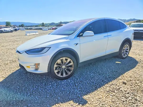 5YJXCAE24JF089161 VIN - 2018 TESLA MODEL X WHITE | Car History