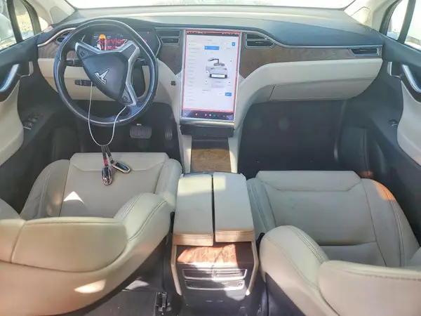 5YJXCAE24JF089161 2018 TESLA MODEL X - Image 8