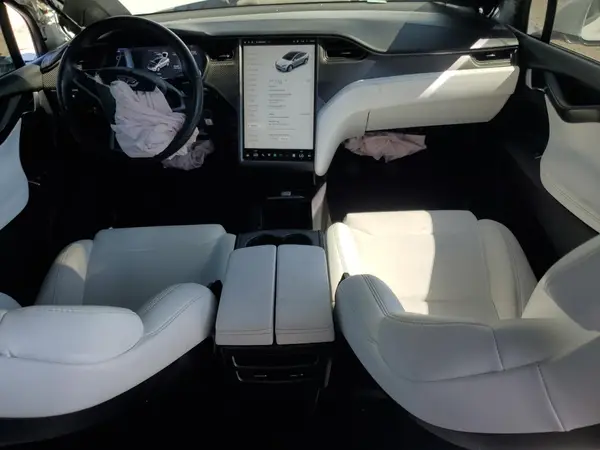 5YJXCAE24JF114950 2018 TESLA MODEL X - Image 8