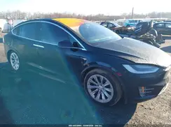 5YJXCAE24JF117766 2018 TESLA MODEL X