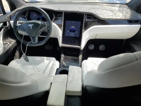 5YJXCAE24JF118139 2018 TESLA MODEL X - Image 8