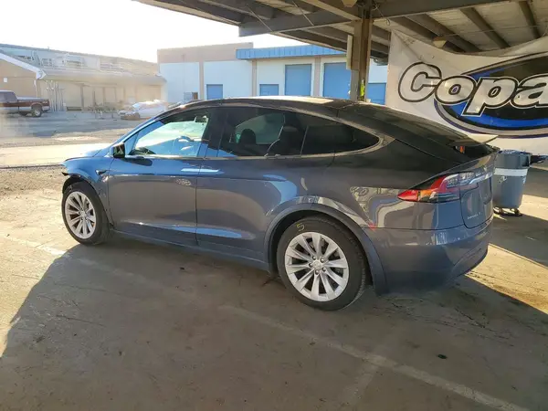 5YJXCAE24JF123616 2018 TESLA MODEL X - Image 2