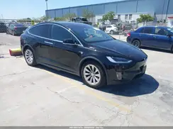 5YJXCAE24JF138343 2018 TESLA MODEL X