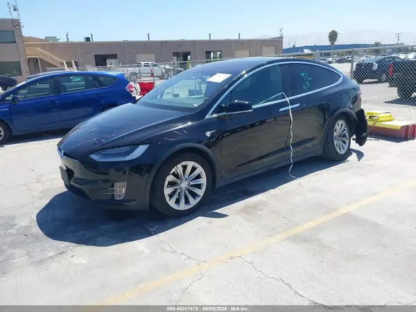 5YJXCAE24JF138343 2018 TESLA MODEL X - Image 2