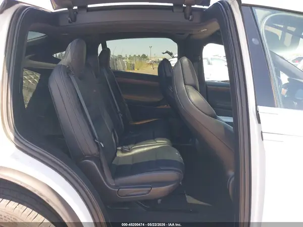5YJXCAE24JF141176 2018 TESLA MODEL X - Image 8