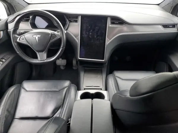 5YJXCAE24KF141647 2019 TESLA MODEL X - Image 8