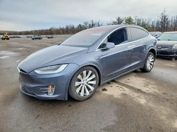 5YJXCAE24KF184661 2019 TESLA MODEL X - Image 1